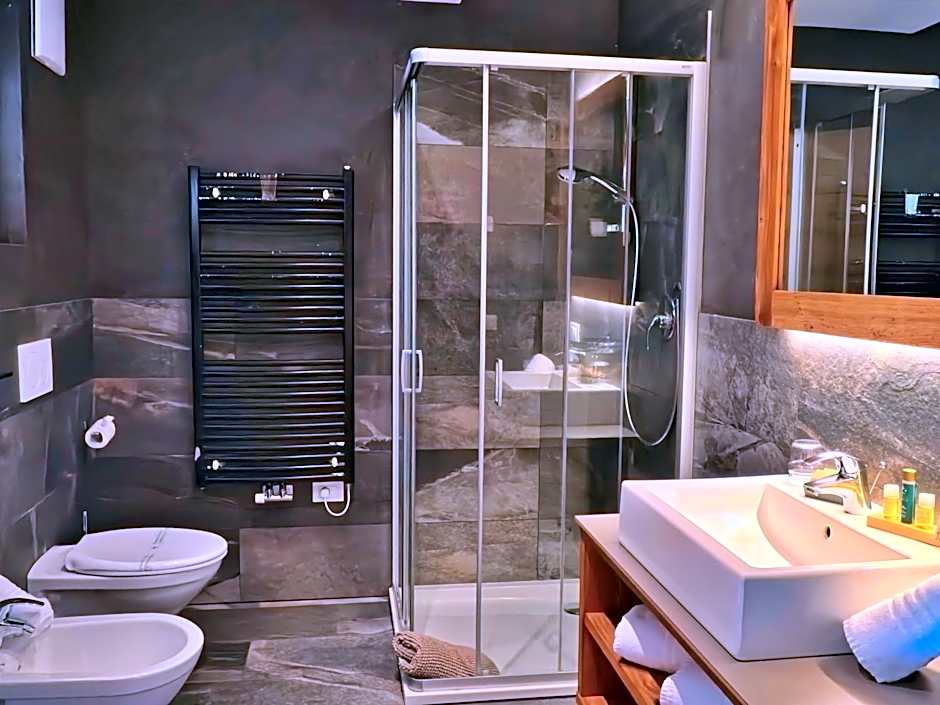 Alpine Mountain Chalet