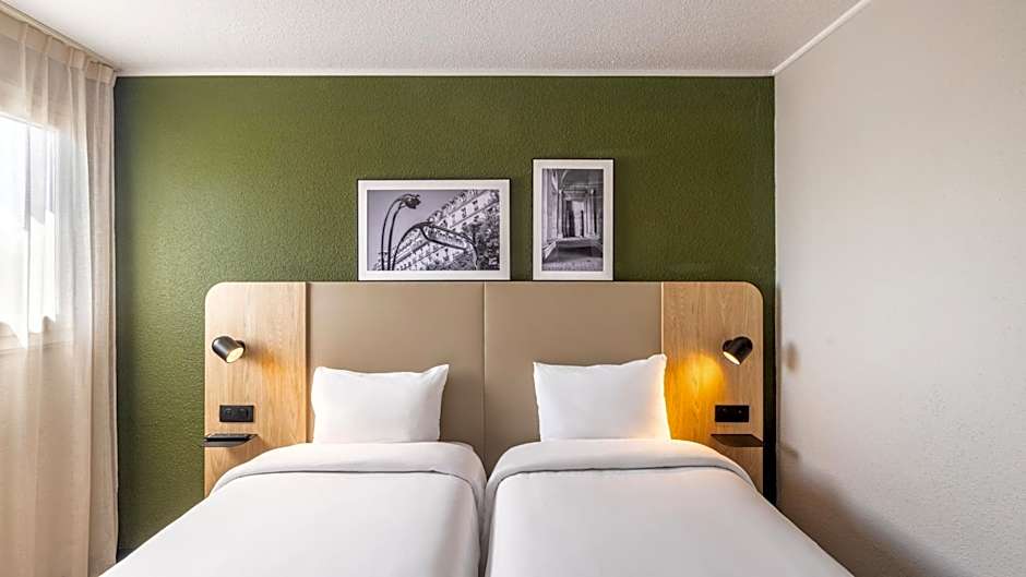 Campanile PRIME - Paris Bobigny