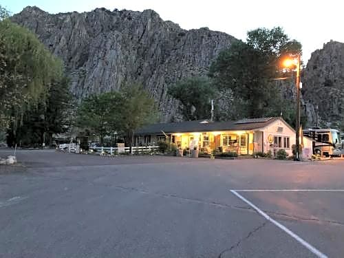 Meadowcliff Lodge Coleville