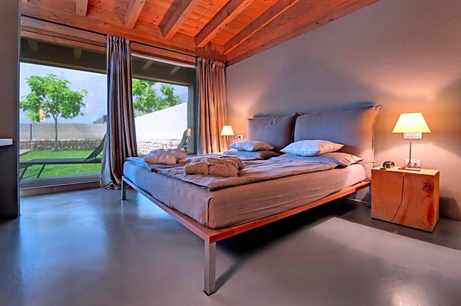 Vivere Suites & Rooms