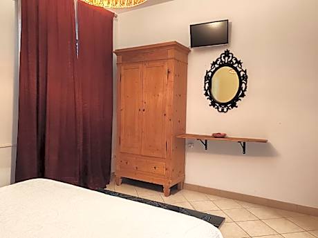 1 Bedroom Apartment, Balcony
