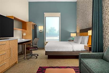 Queen Studio - Non-Smoking