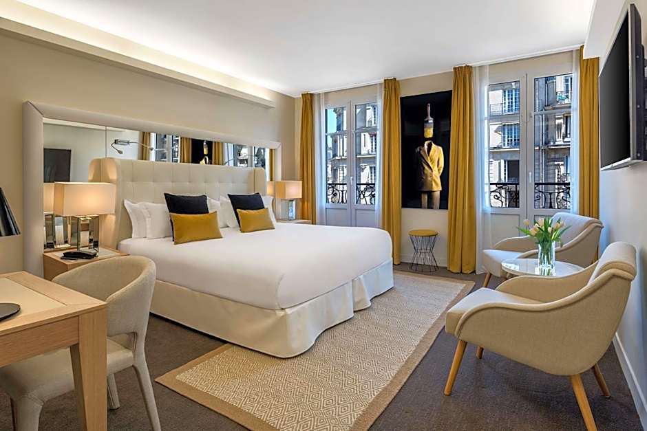 Hotel Camille Paris, Tapestry Collection by Hilton