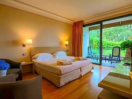 Suite with Spa Access