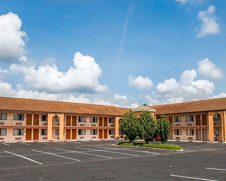 Quality Inn Marianna South