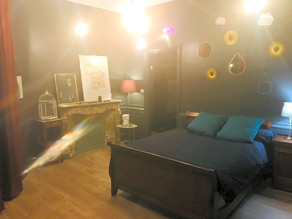 Chambre privée totalement indépendante au c¿ur de la ville