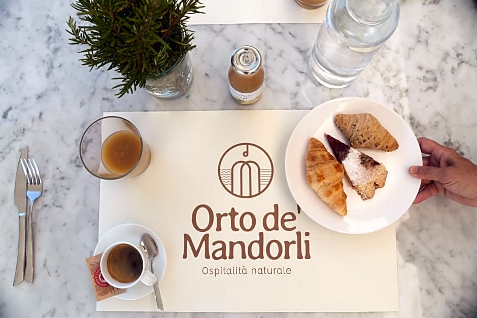 Orto de' Mandorli B&B