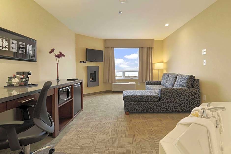 Days Inn by Wyndham Regina Airport West