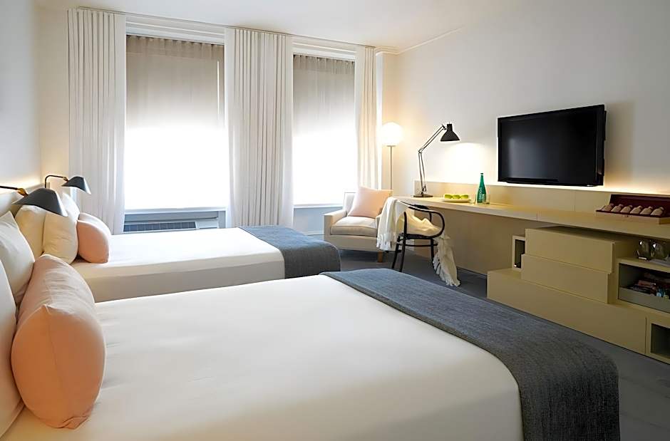 The Chicago Hotel Collection Ambassador Gold Coast