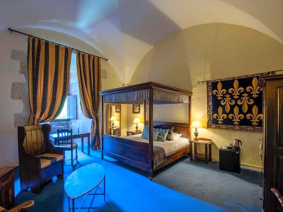 Chateau des Ducs de Joyeuse, BW Signature Collection