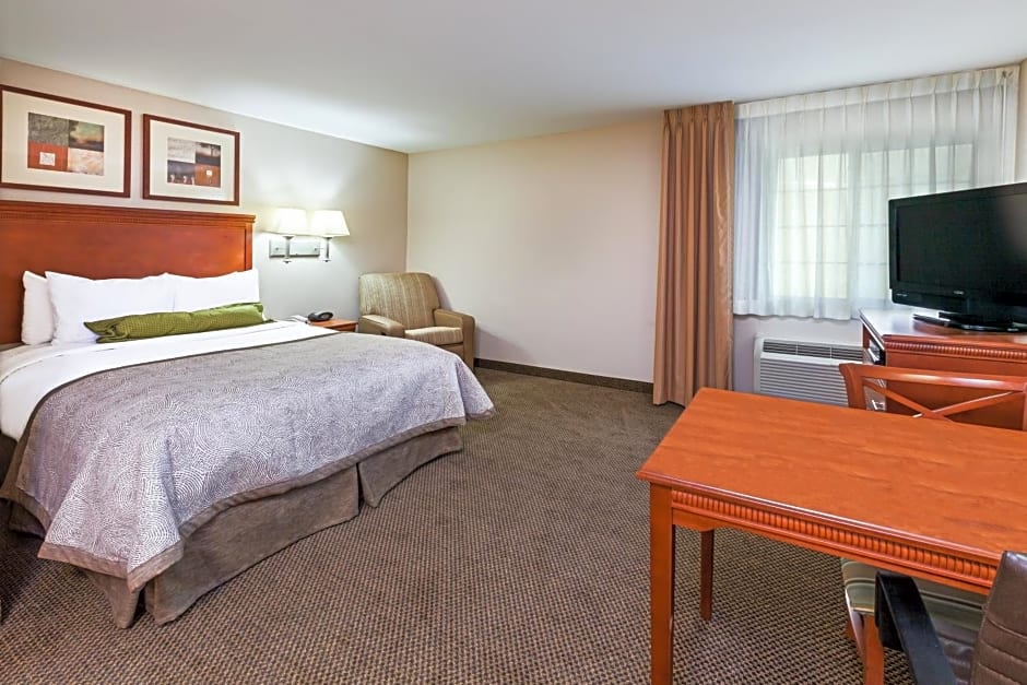 Candlewood Suites Owasso