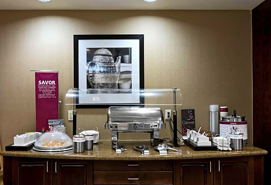 Hampton Inn By Hilton Statesville