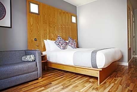 Standard Double Room - Mobility Accessible