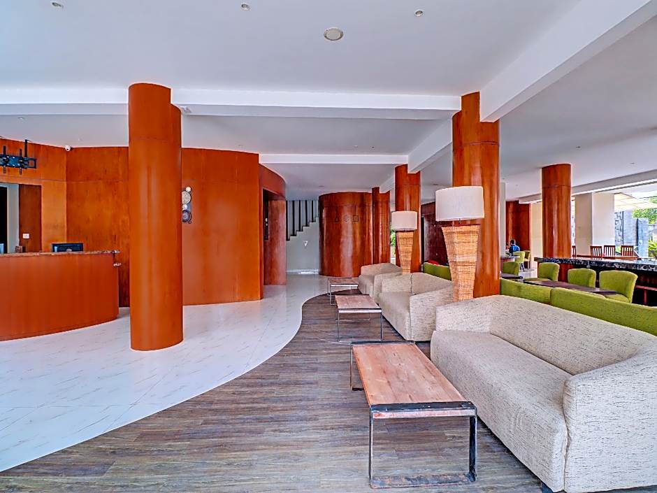 Townhouse Oak Signature Hotel