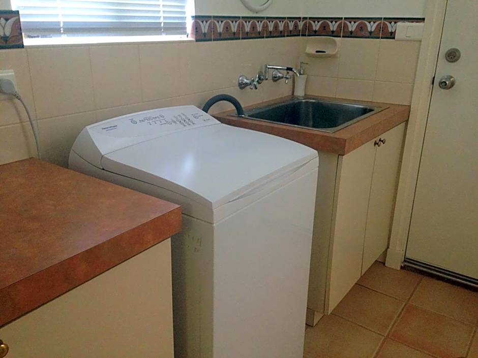 The Nosh & Nod - Avon Terrace