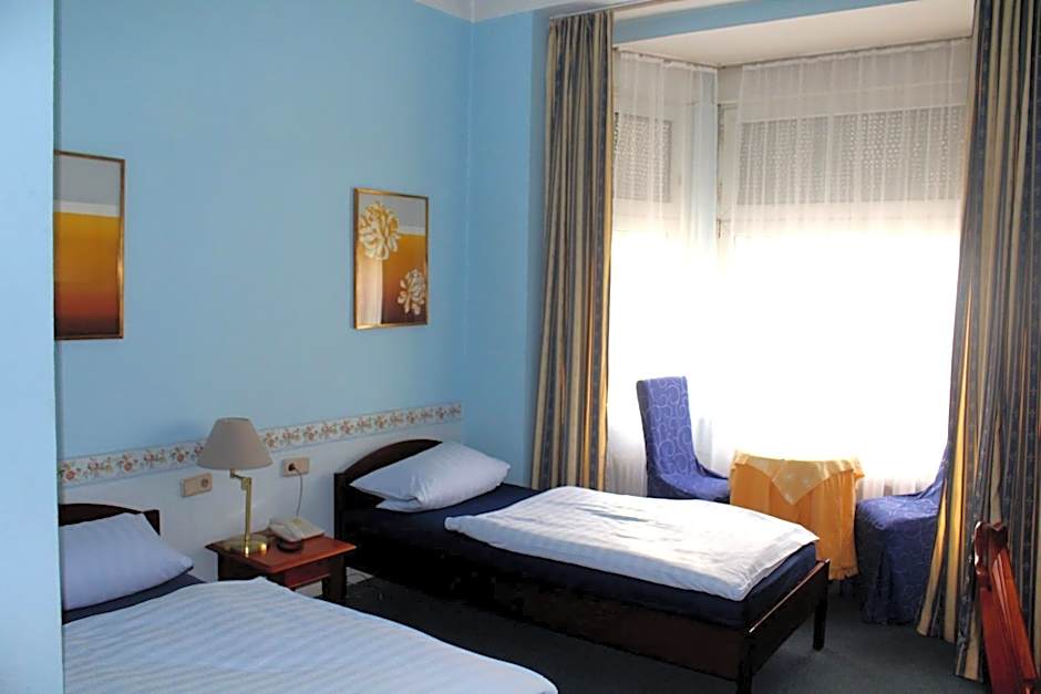 Hotel Am Roonplatz