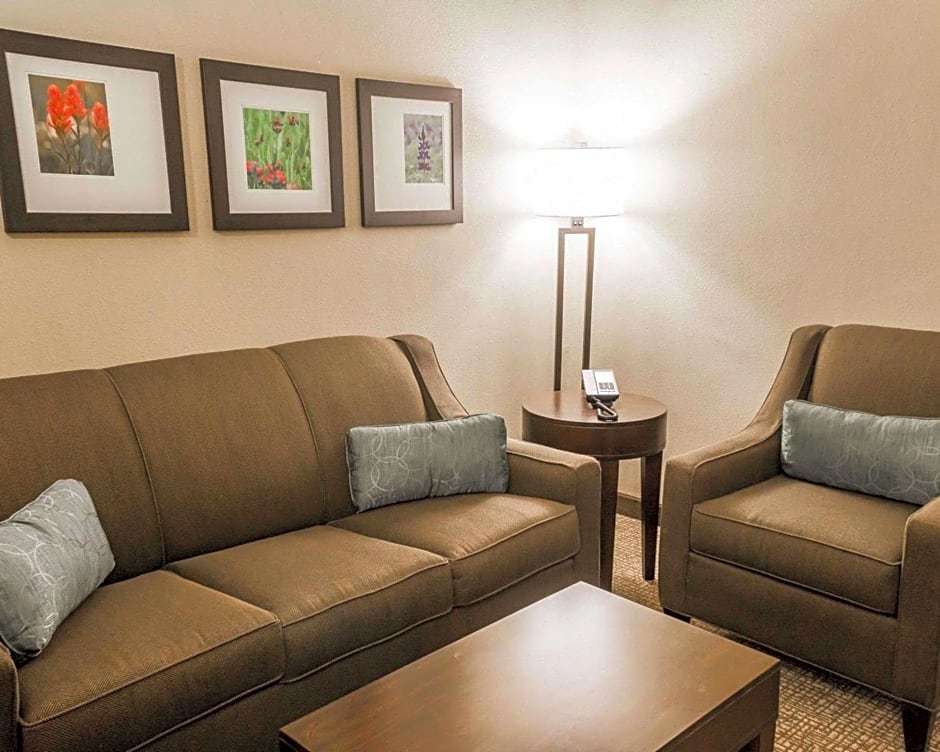 Comfort Inn & Suites Pharr