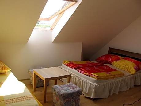 Triple Room with Private External Bathroom