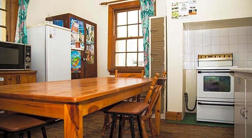 Jikeleza International Backpacker Lodge