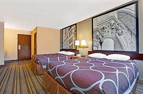 Queen Room with Two Queen Beds - Non-Smoking