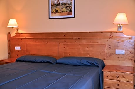 DOUBLE SINGLE USE GARDEN VIEW