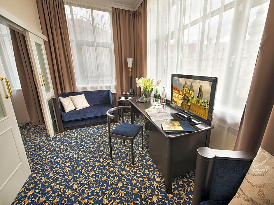 EA Hotel Royal Esprit