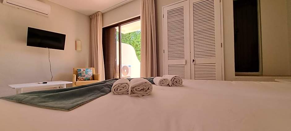 Albufeira Jardim by Umbral