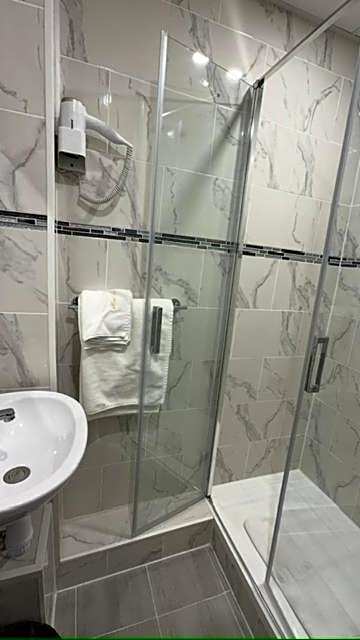 CITY PARC HOTEL - Proche Paris Nord & CDG Aéroport - Parc des Expositions