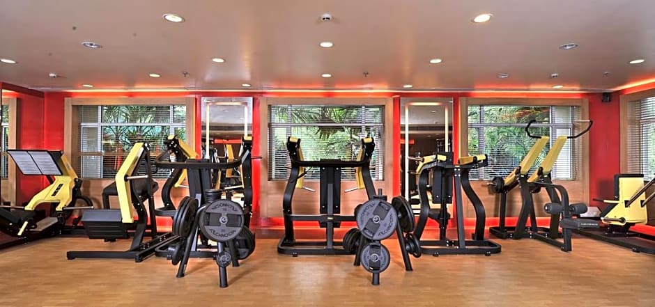 The Palms Town and Country Club