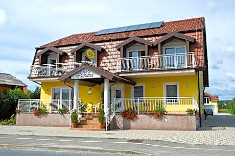 Garni Hotel Villa Tamara