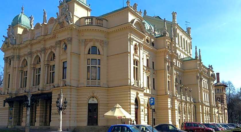 Krakow Inn Hostel – Krakow, IA