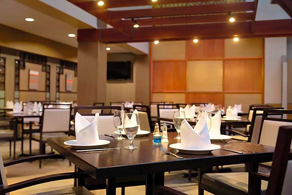 Embassy Suites By Hilton Hotel Piscataway-Somerset
