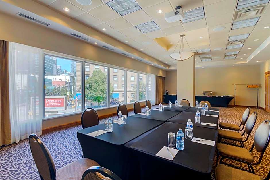 Best Western Premier Chateau Granville Hotel & Suites & Conference Centre