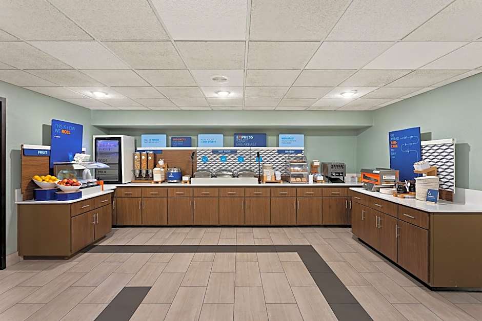 Holiday Inn Express Branson - Green Mountain Drive By IHG