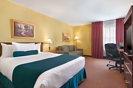 1 Queen Bed Non-Smoking