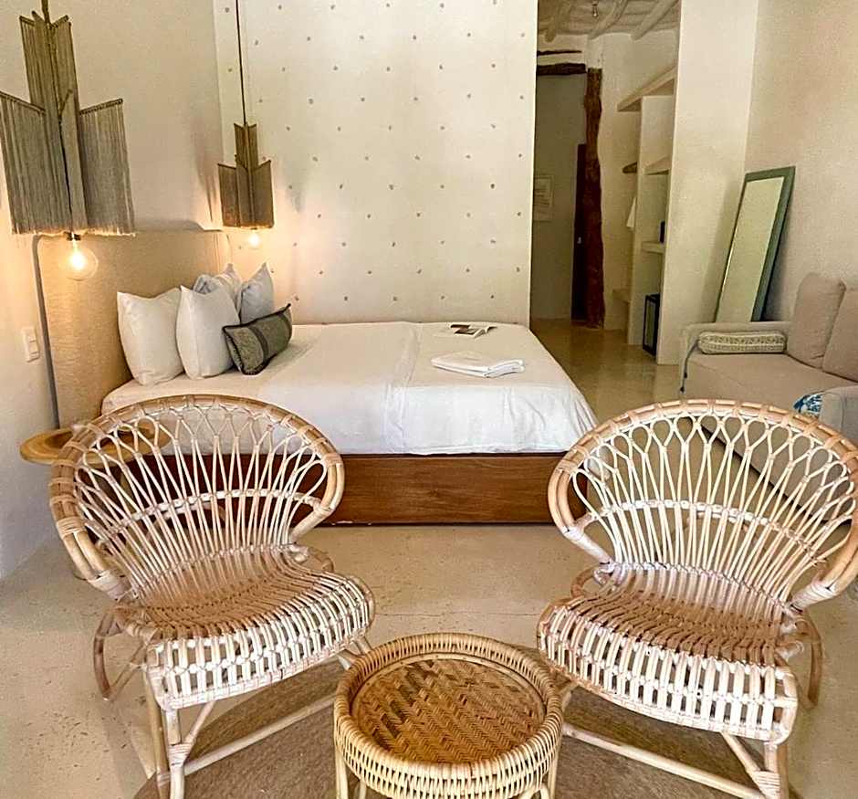 Ser Casasandra Boutique Hotel                                                                    