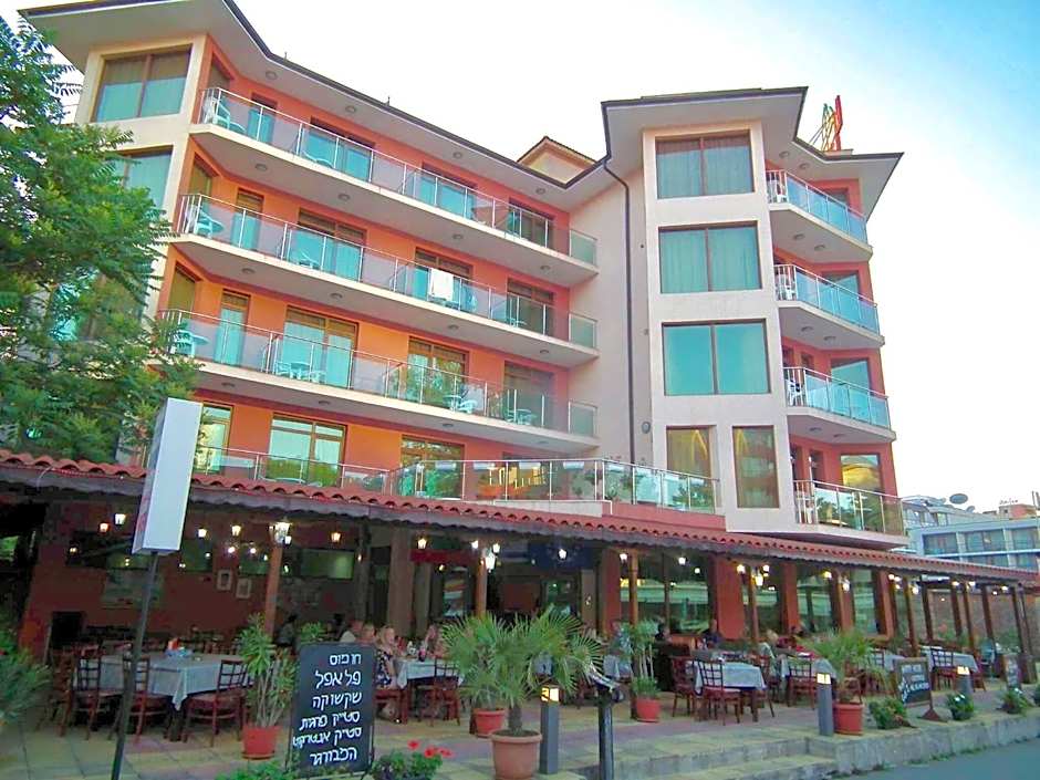 Maverick Hotel