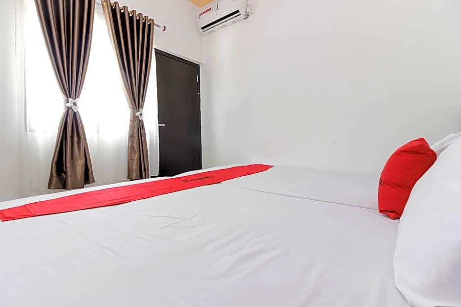 RedDoorz near Sam Ratulangi Airport Manado
