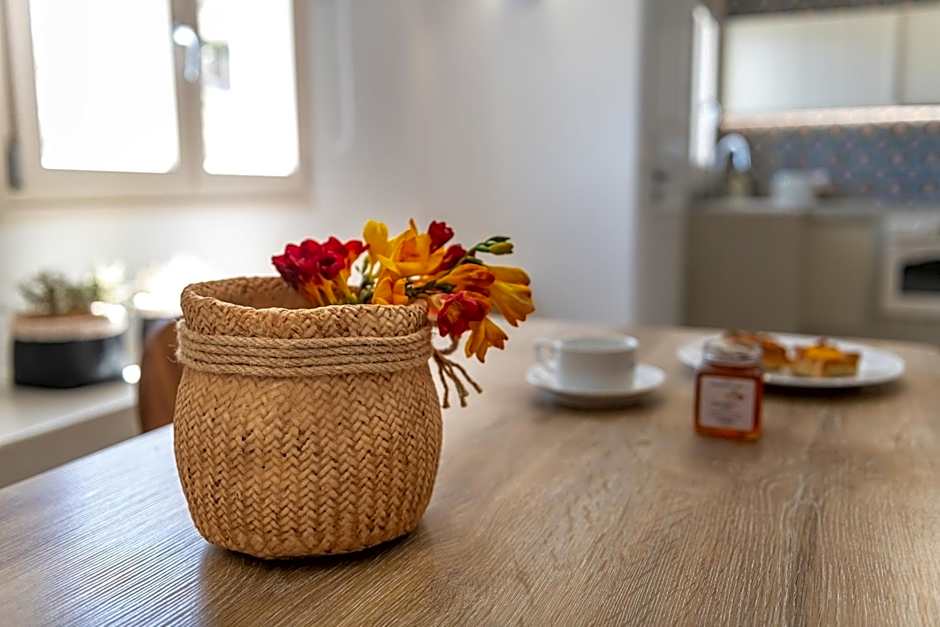 Remezzo Bayfront Suites