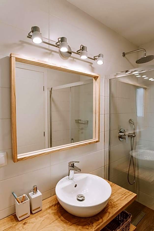 ERIEL Boutique Apartments