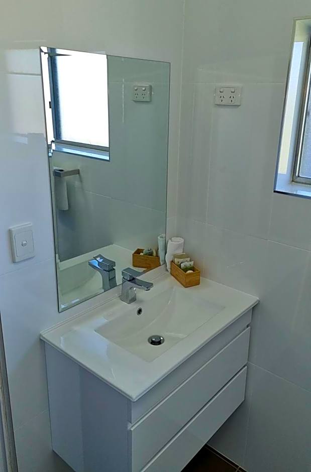 Australian Homestead Motor Lodge