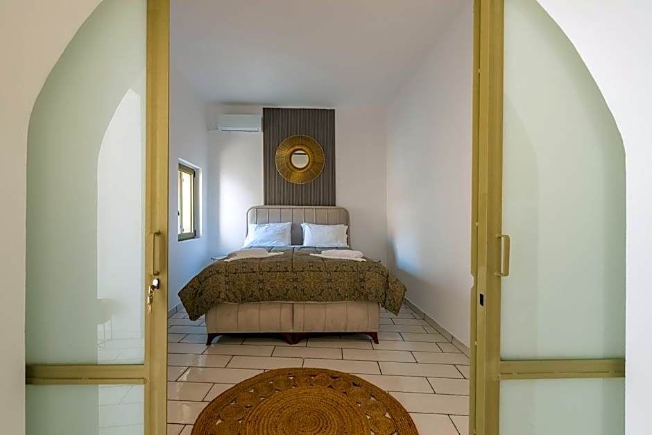 Lefka Hotel & Apartments
