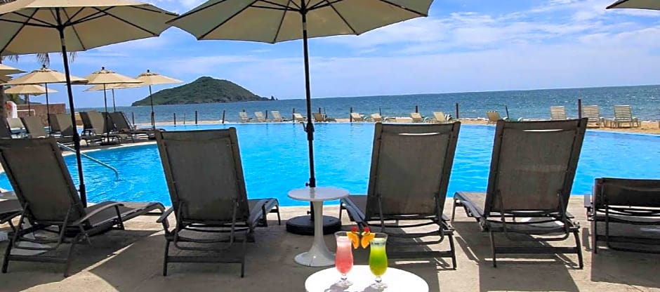 Park Royal Beach Mazatlán