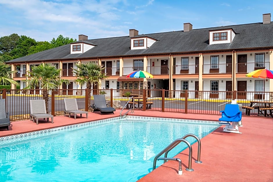 Baymont by Wyndham Commerce GA Near Tanger Outlets Mall