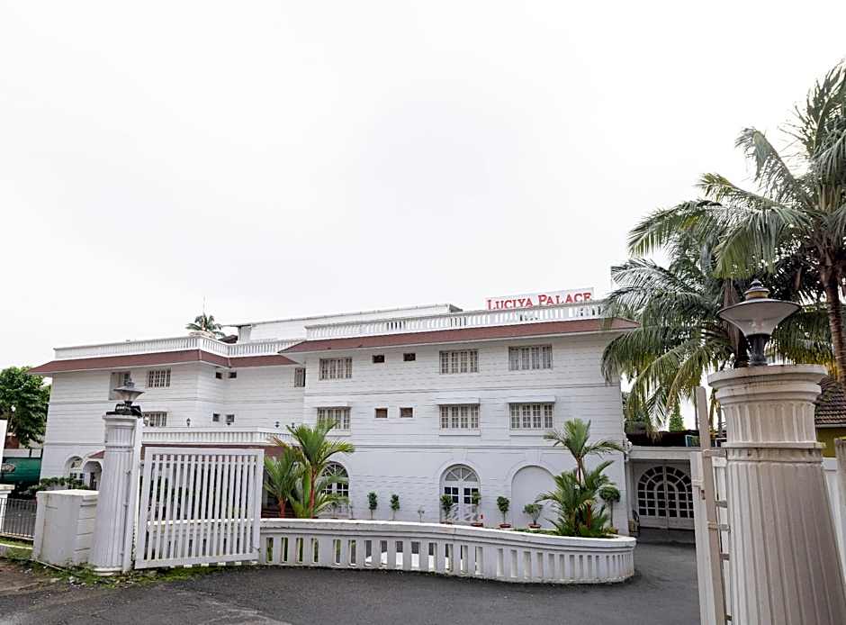 Hotel Luciya Palace