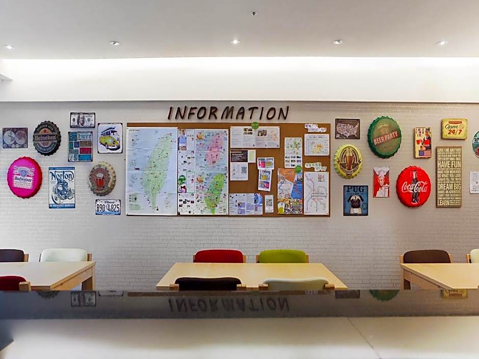 Sleepy Dragon Hostel