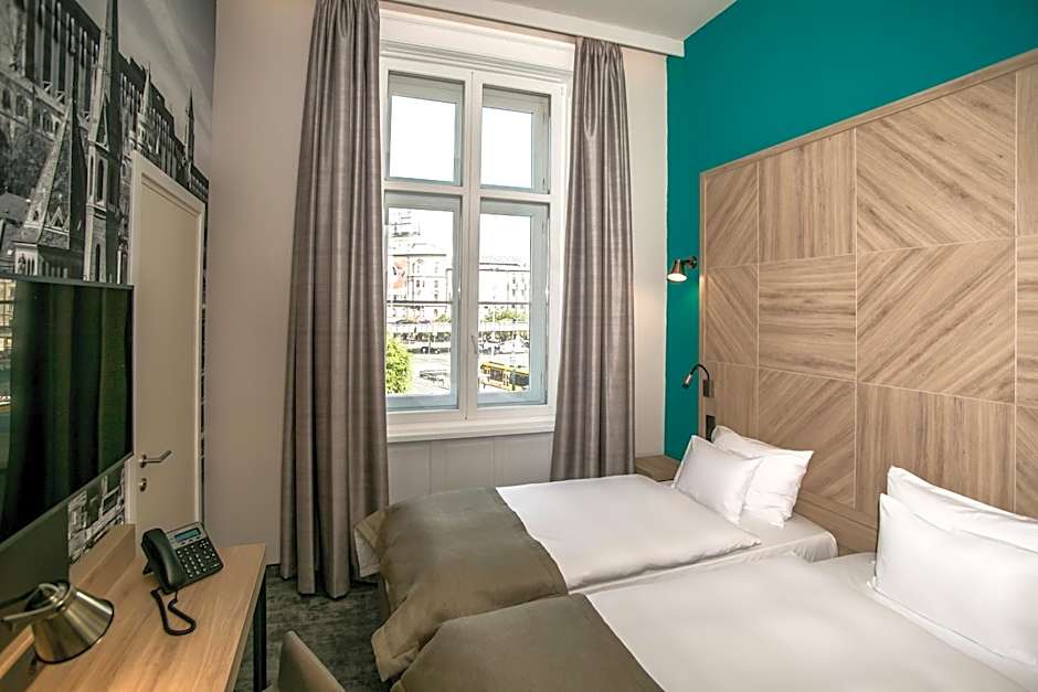 T62 Hotel
