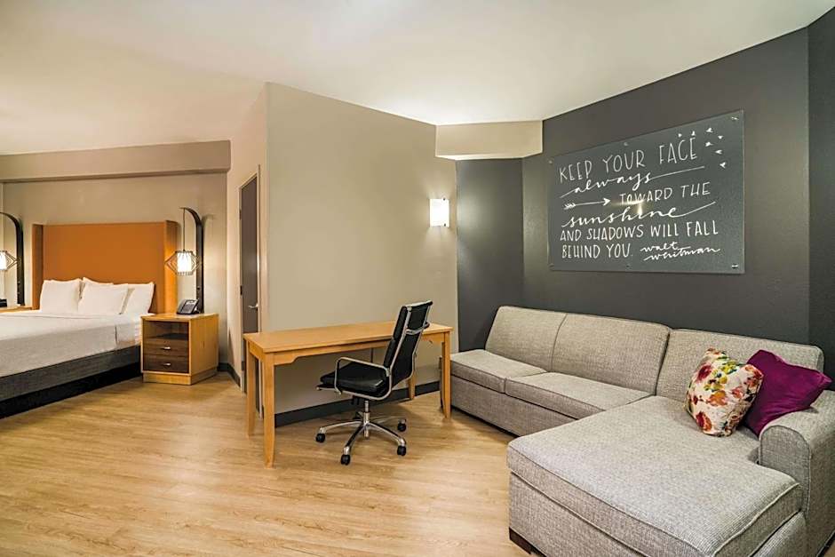 La Quinta Inn & Suites by Wyndham Chattanooga-Hamilton Place