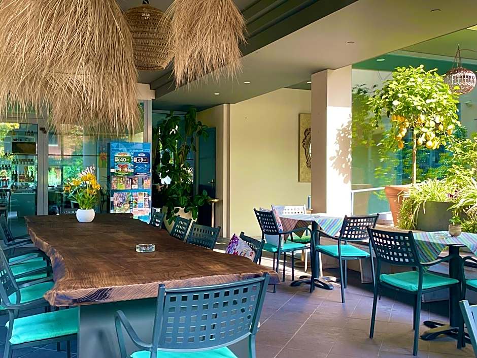 Hotel Alfieri by International