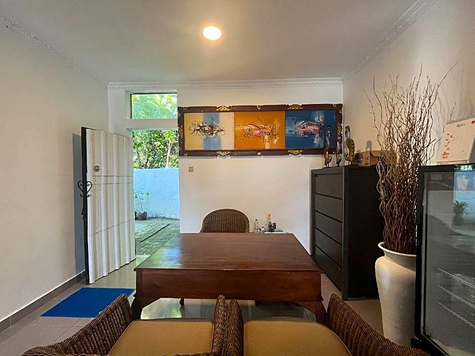 Capital O 93944 Geweka Homestay